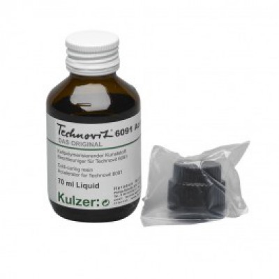 Technovit uithardingsversneller (70 ml)